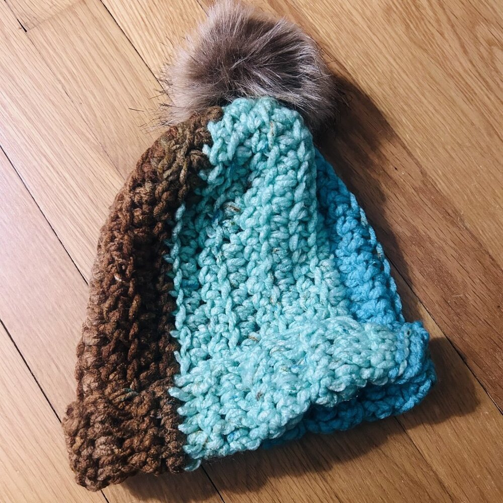 Cozy Fibes Co hand crochet beanie slim fit with fur ball pom pom mint chocolate